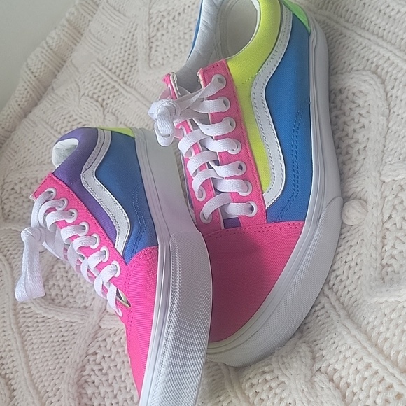 Vans Vibrant Multi-Color Women's Sneakers Sz M 8.5 - W10 - Picture 4 of 8